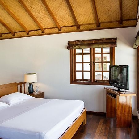 Palm Beach Island Resort & Spa Maldives Fushifaru Exterior photo